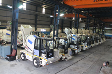 Self Loading Concrete Mixer Plant