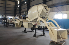 Self Loading Concrete Mixer Plant